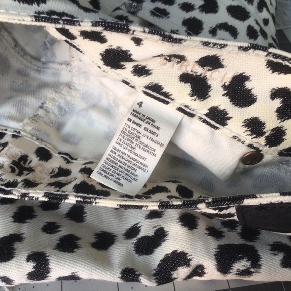 American Eagle Animal Print Shorts - Picture 5 of 10